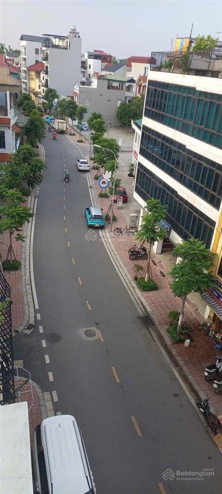 Chính chủ bán nhà măt phố phúc lơi .long biên 25m , 5 tầng .kinh doanh ,vỉa hè rộng 9 tỷ