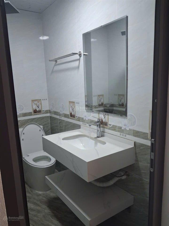 Chính chủ bán nhà măt phố phúc lơi .long biên 25m , 5 tầng .kinh doanh ,vỉa hè rộng 9 tỷ