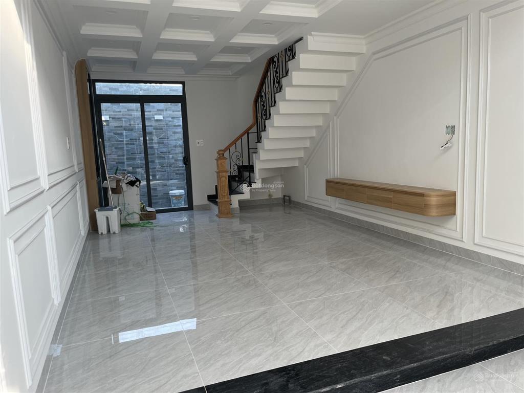 Bán nhà riêng mới xây 1 trệt 4 lầu đường hiệp bình p hiệp bình  tphcm.