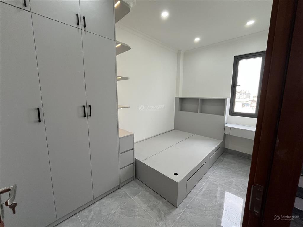 Bán nhà riêng mới xây 1 trệt 4 lầu đường hiệp bình p hiệp bình  tphcm.