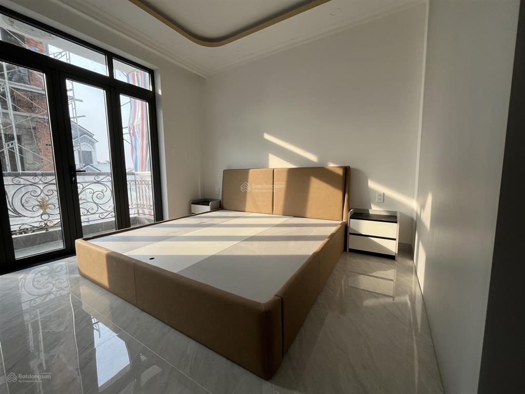 Bán nhà riêng mới xây 1 trệt 4 lầu đường hiệp bình p hiệp bình  tphcm.