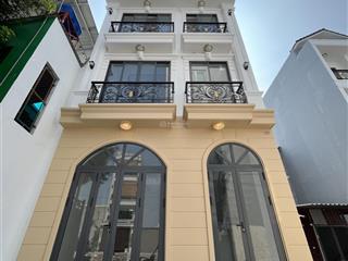 Bán nhà riêng đường 40 đường hiệp bình  phường hiệp bình. giá 8 tỷ