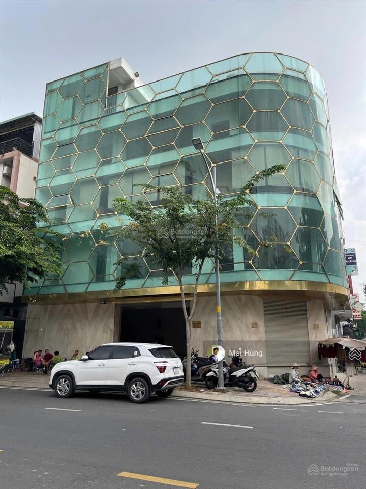 Toà nhà góc 2mt  phạm văn ngôn & đs 7, quận 2  dt 10 x 16m  hầm 5 tầng  giá 64 tỷ