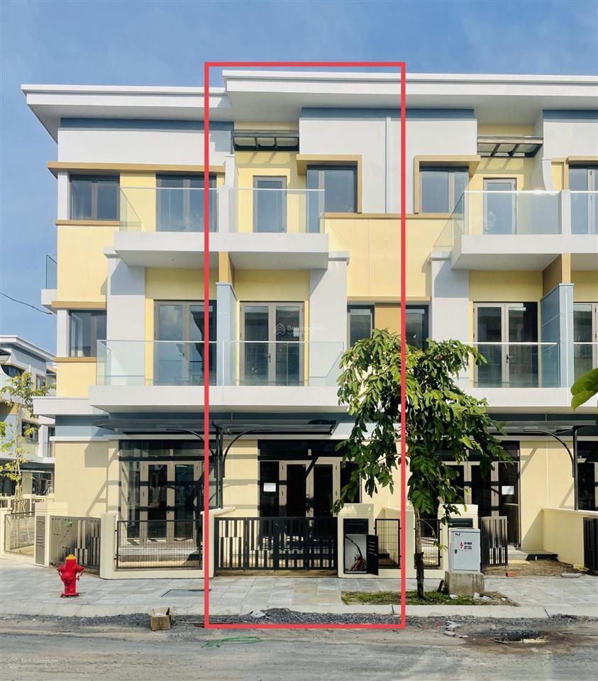 Chính chủ gửi ra nhanh iris mặt tiền đường chính 14m, 4x19m, 1 trệt 2 lầu, giá bán 3,1 tỷ