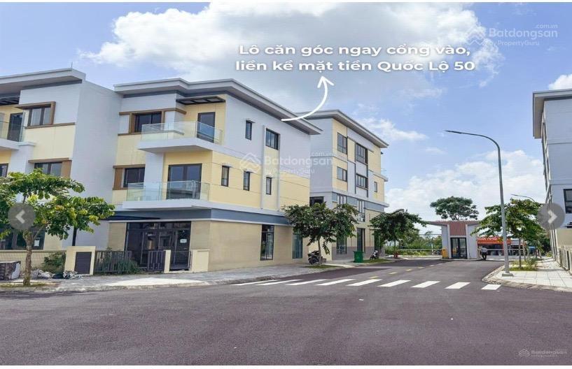 Nhà cần giuộc có hồ bơi, phòng gym... chính chủ gửi bán căn góc đường lớn giá 4.7 tỷ, sắp ra sổ