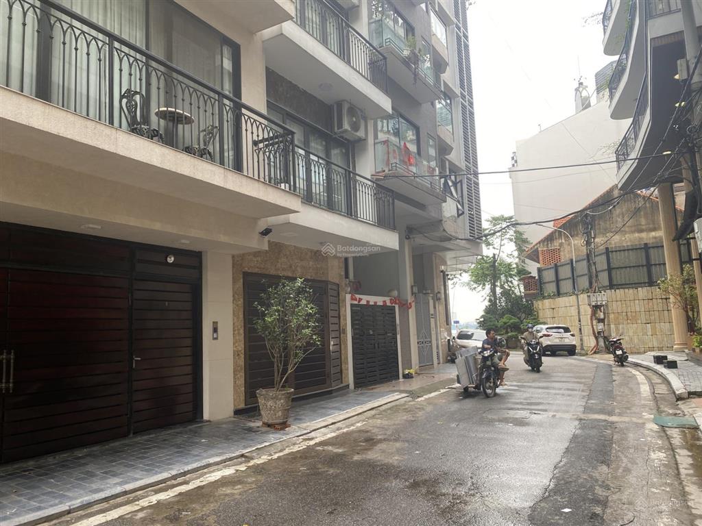 Bán tòa căn hộ 7 tang khu hồ quảng an tây hồ hà nội dt 130m.mt 8m.x 7tang căn hộ giá  0973 452 ***