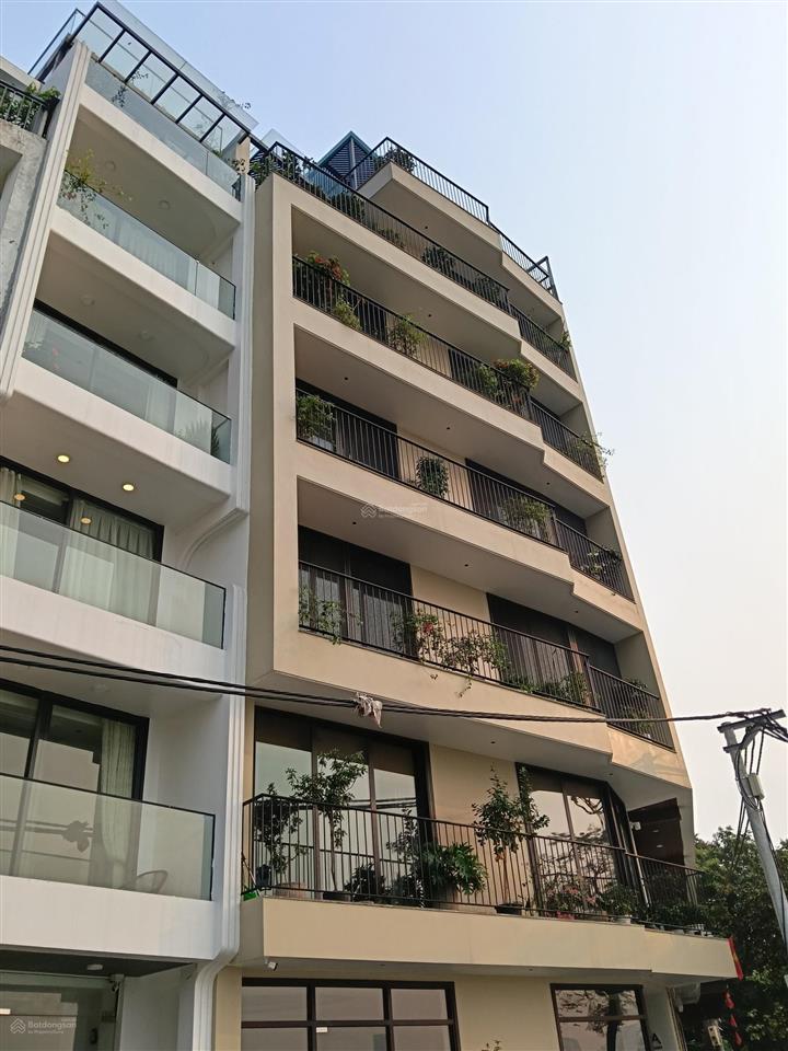 Bán tòa căn hộ phố trịnh công sơn diện tích 54 m, nở hậu xây dựng 8 tầng giá 30ty  0973 452 ***