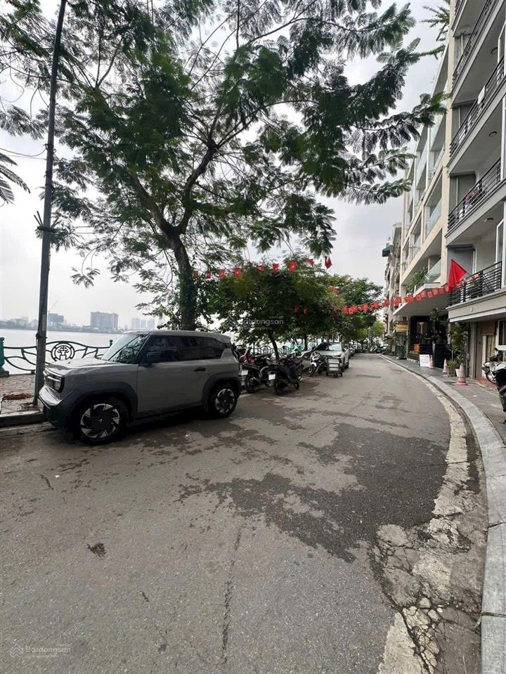 Bán đất âu cơ quảng an tây hồ hà nội diện tích 470m². gcn 466m²
mt 12.2m giá 245ty  0973 452 ***
