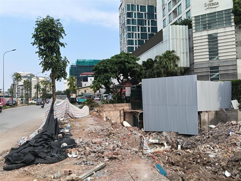 Bán đất âu cơ quảng an tây hồ hà nội diện tích 470m². gcn 466m²
mt 12.2m giá 245ty  0973 452 ***