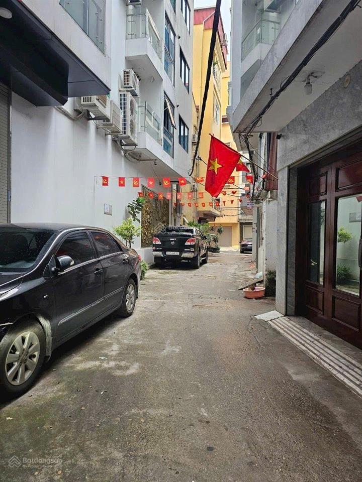Bán đất đường từ hoa tây hồ hà nội dt 42,5m2 mt 4m ôtô vào nhà giá hót 17tỷ500 ra lộc  0973 452 ***
