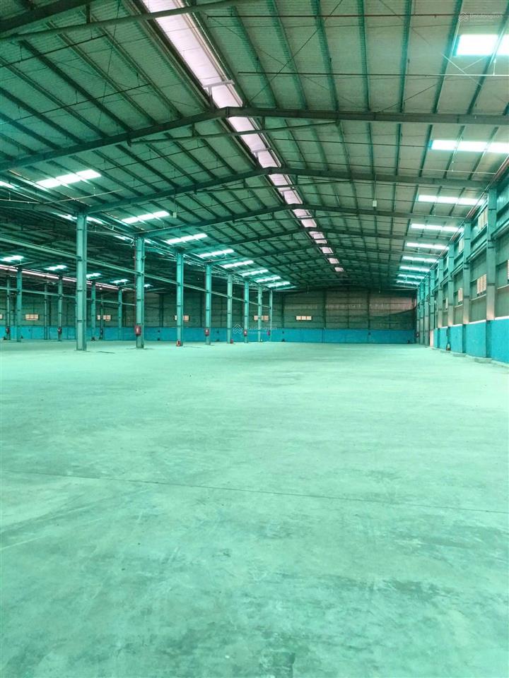 Cho thuê kho xưởng 20.000m² mặt tiền nguyễn hữu trí bến lức, long an giá tốt. hotline 0937 051 ***