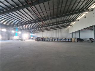 Kcn long hậucho thuê kho và văn phòng tổng 10.000m2 còn trống 3000m2 giá thuê ổn định. 100.000đ/m2