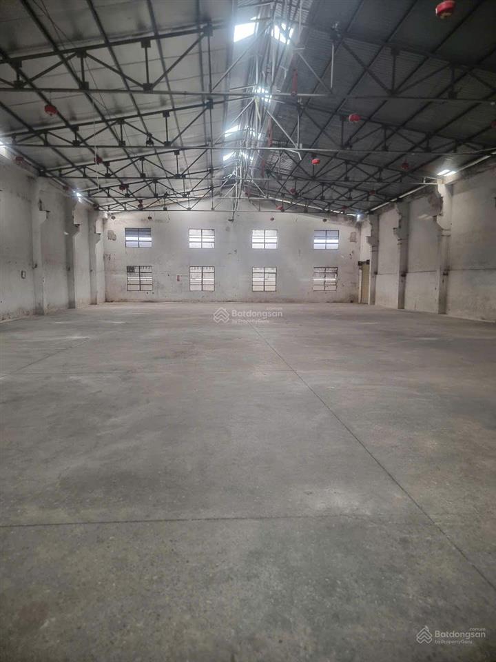 Bán kho, xưởng giá rẻ trong kcn vĩnh lộc, q. bình tân, tp.hcm, dt 5000m2