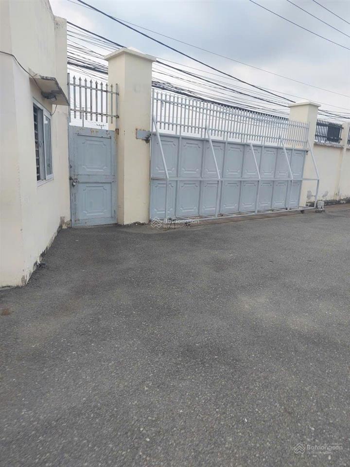 Cho thuê xưởng nguyễn hữu trí, xã tân bửu, long an. xưởng đẹp, pccc thẩm duyệt, xe container ra vào