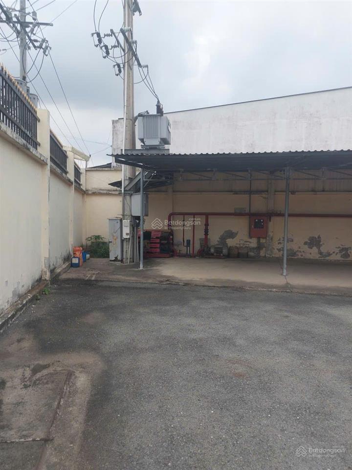Cho thuê xưởng nguyễn hữu trí, xã tân bửu, long an. xưởng đẹp, pccc thẩm duyệt, xe container ra vào
