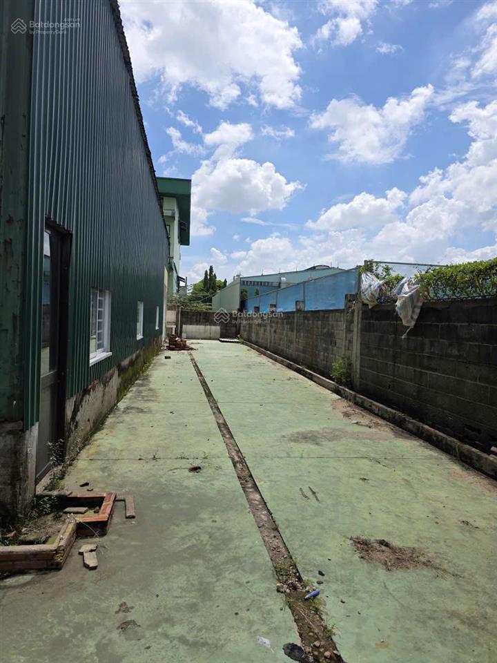 Bán kho, nhà xưởng tại kcn tân bình 3200m2 gồm nhà xưởng + văn phòng. 58 tỷ