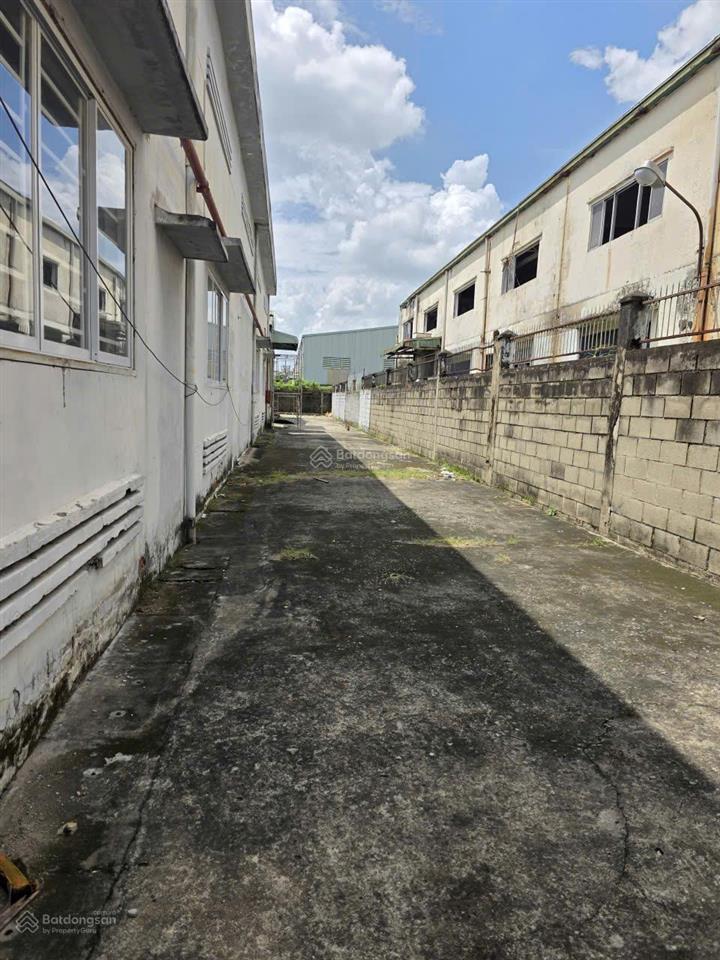 Bán kho, nhà xưởng tại kcn tân bình 3200m2 gồm nhà xưởng + văn phòng. 58 tỷ