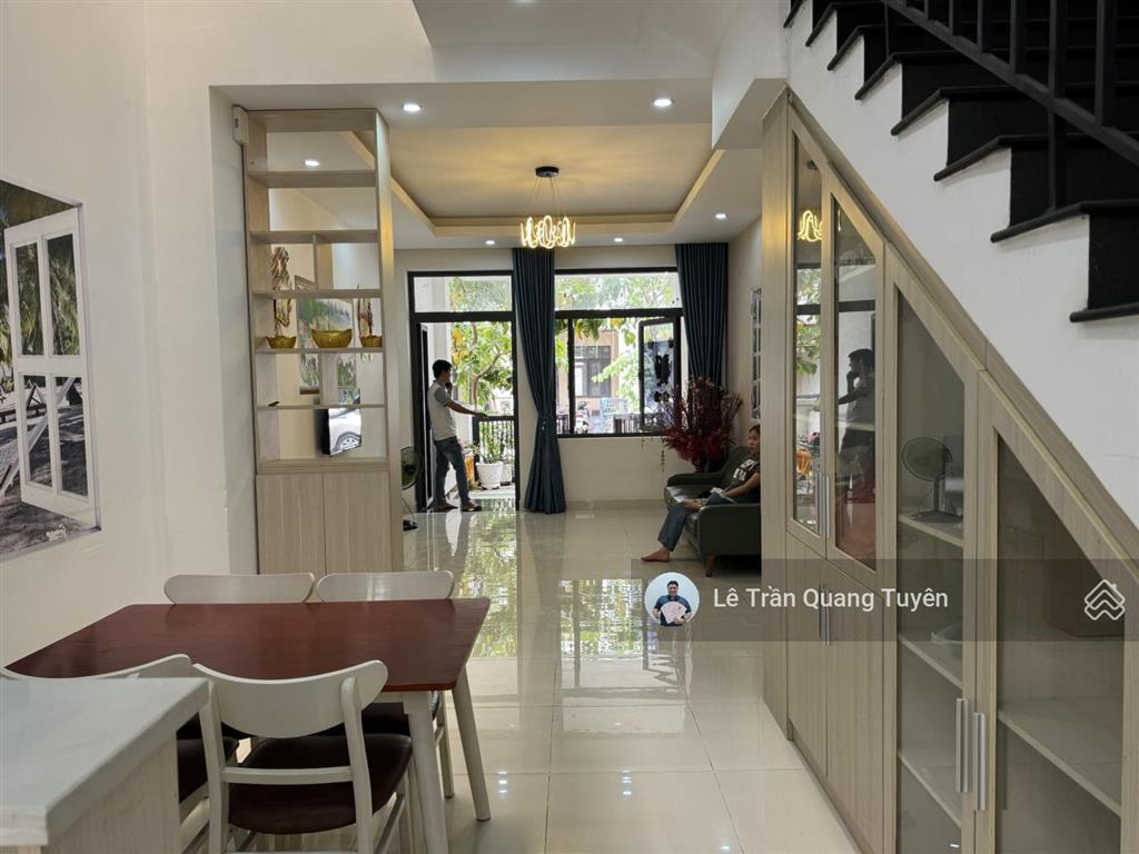 Bán nhà khu tái định cư làng đại học hưng long, bình chánh, 1 trệt 2 lầu full nt, shr, giá 2,79 tỷ