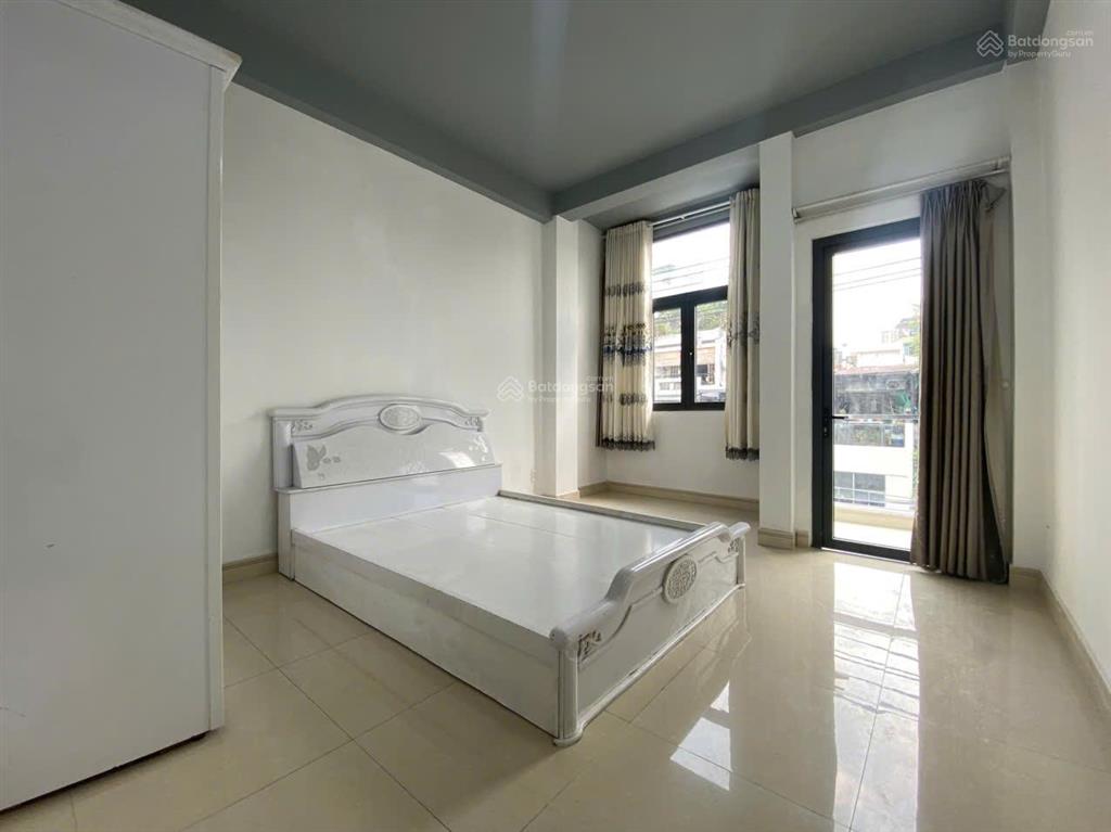 Giáp q10!!! nhà mới 4 tấm mặt tiền 104 lạc long quân. dt (4x16)m giá 14,5 tỷ(tl)