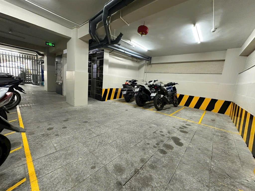 Ngã tư lạc long quân  âu cơ!! tòa nhà mặt tiền 541 lạc long quân. (8x21)m giá 61,5 tỷ(tl)