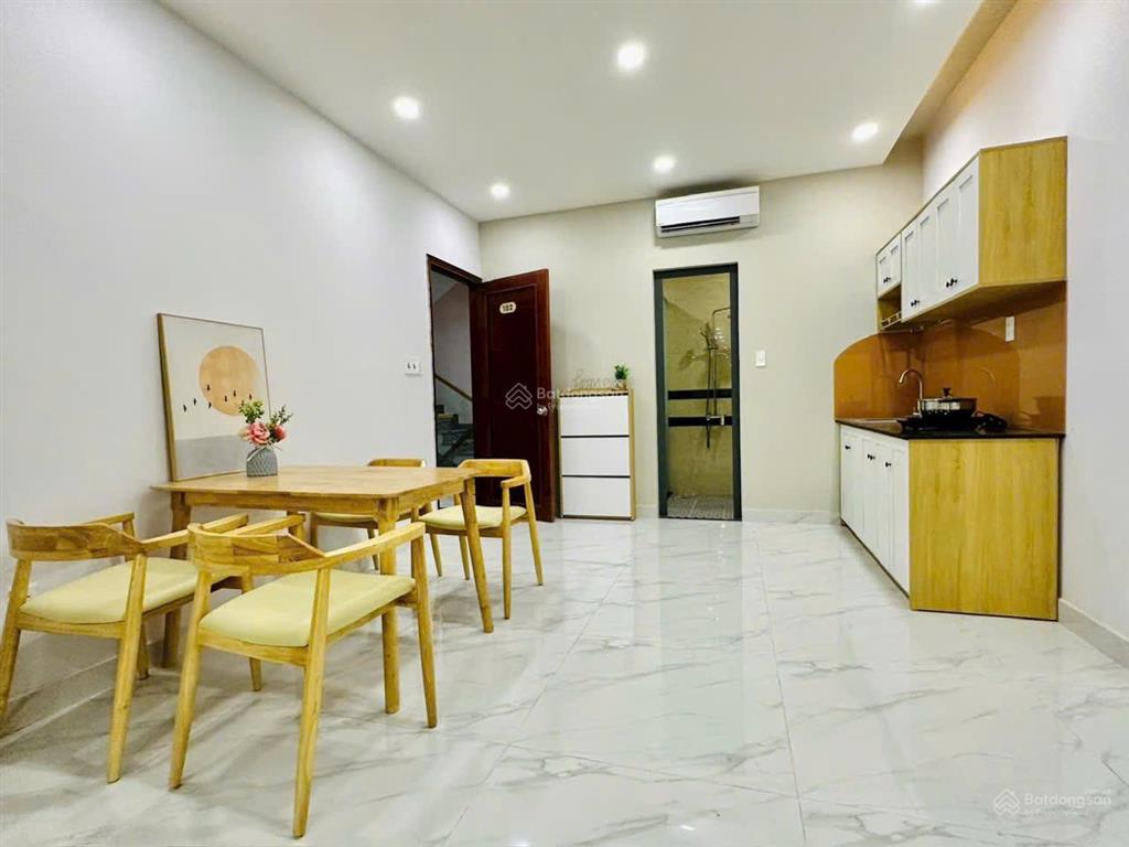 Ngã tư lạc long quân  âu cơ!! tòa nhà mặt tiền 541 lạc long quân. (8x21)m giá 61,5 tỷ(tl)