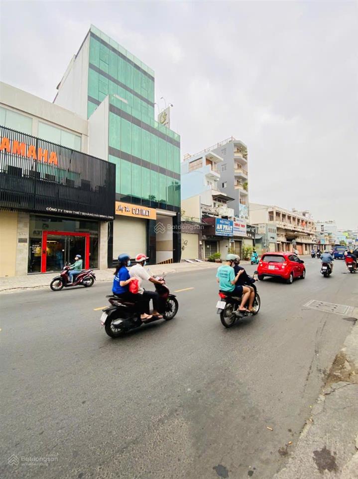 Ngã tư lạc long quân  âu cơ!! tòa nhà mặt tiền 541 lạc long quân. (8x21)m giá 61,5 tỷ(tl)