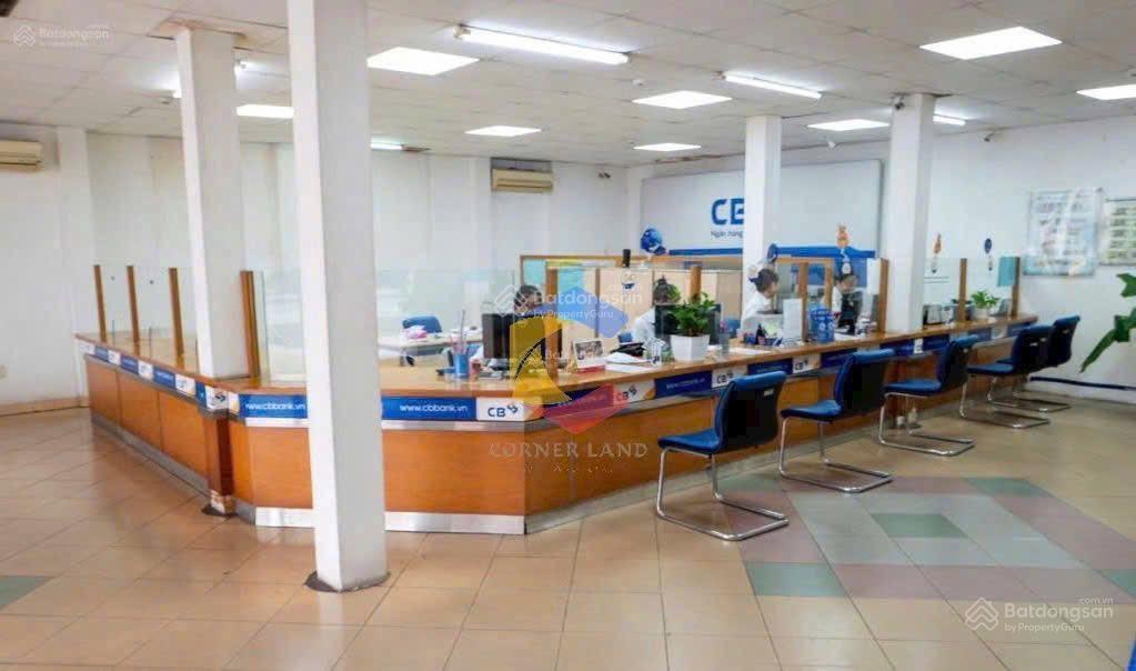 Sát vòng xoay phú lâm!!! dt (10x30)m. nhà 3 tấm mặt tiền 34 kinh dương vương. giá 72 tỷ (tl)