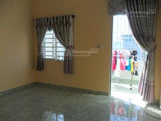 Sát bên đầm sen! dt (4x14)m. nhà 2 tấm hẻm 4m lạc long quân p.3. giá 5,2 tỷ (tl)