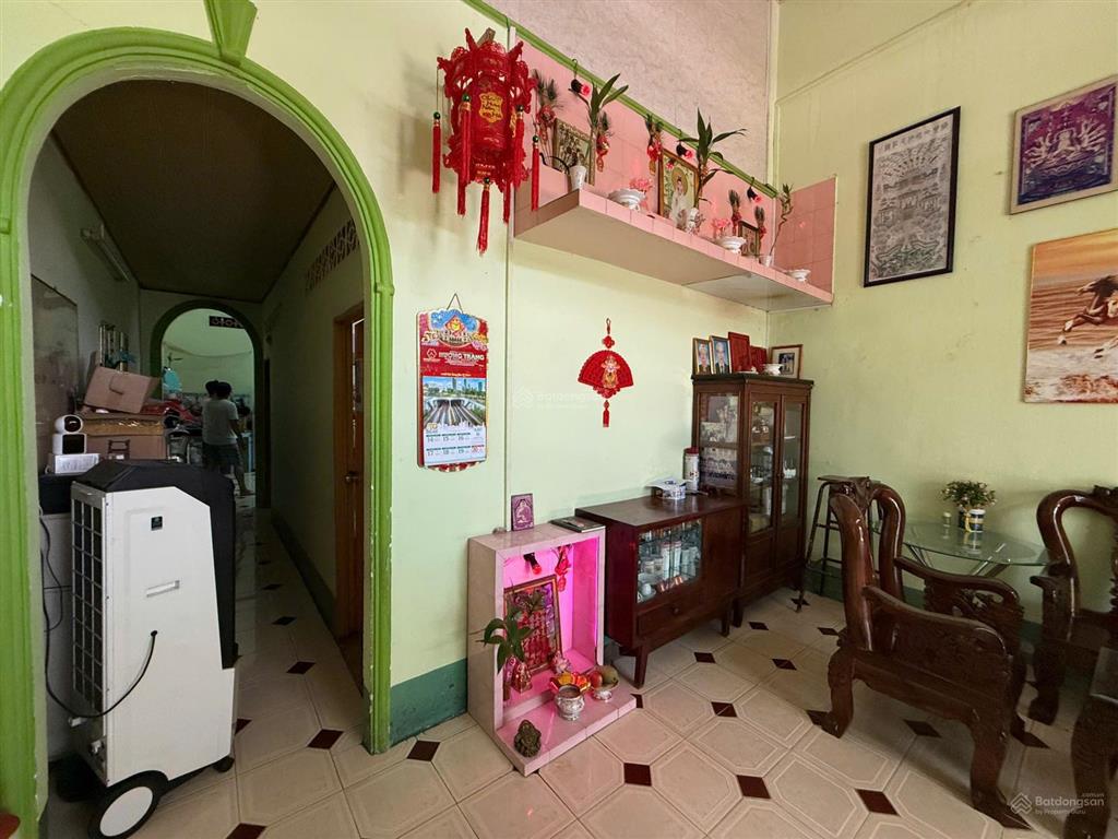Sát bên lê đại hành! dt (4,7x20)m. nhà cấp 4 hẻm bình thới p14. giá 8,6 tỷ (tl)