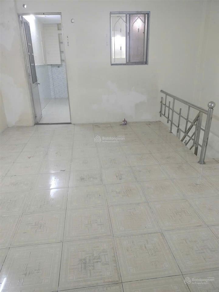 Sát mặt tiền! nhà 2 tấm hẻm 4m tân hóa. dt (4,1x11)m, giá 4,85 tỷ (tl)