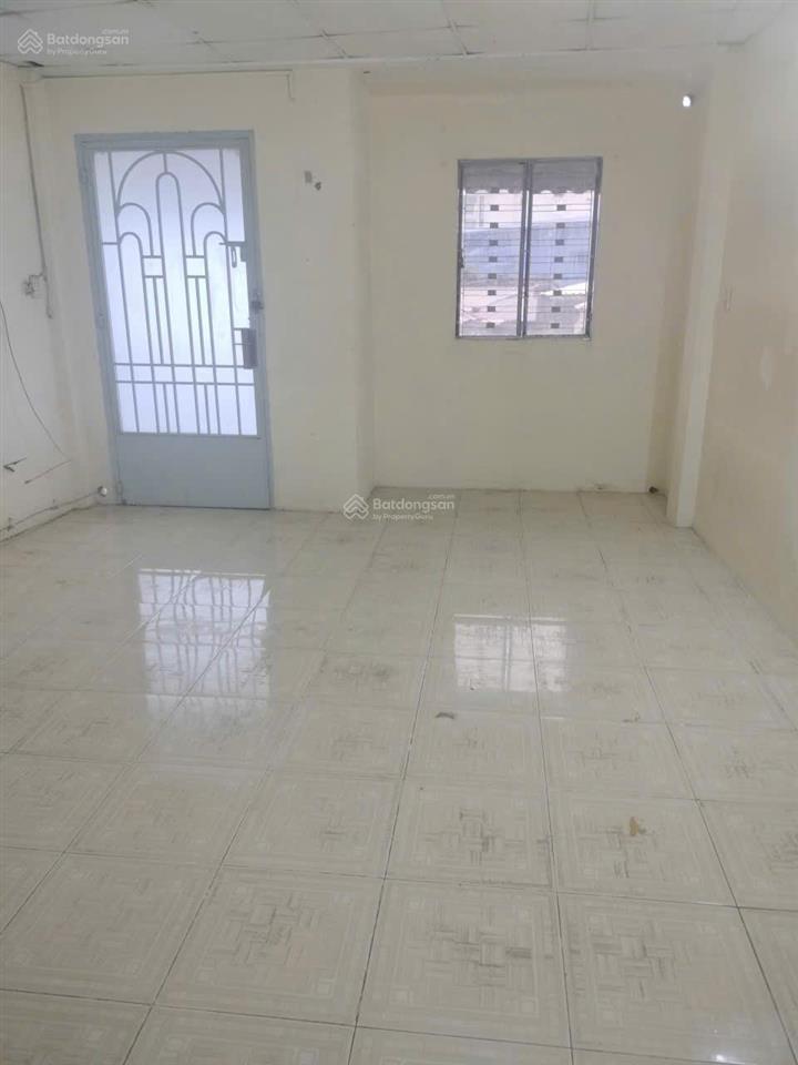 Sát mặt tiền! nhà 2 tấm hẻm 4m tân hóa, dt (4,1x11)m giá 4,85 tỷ (tl)