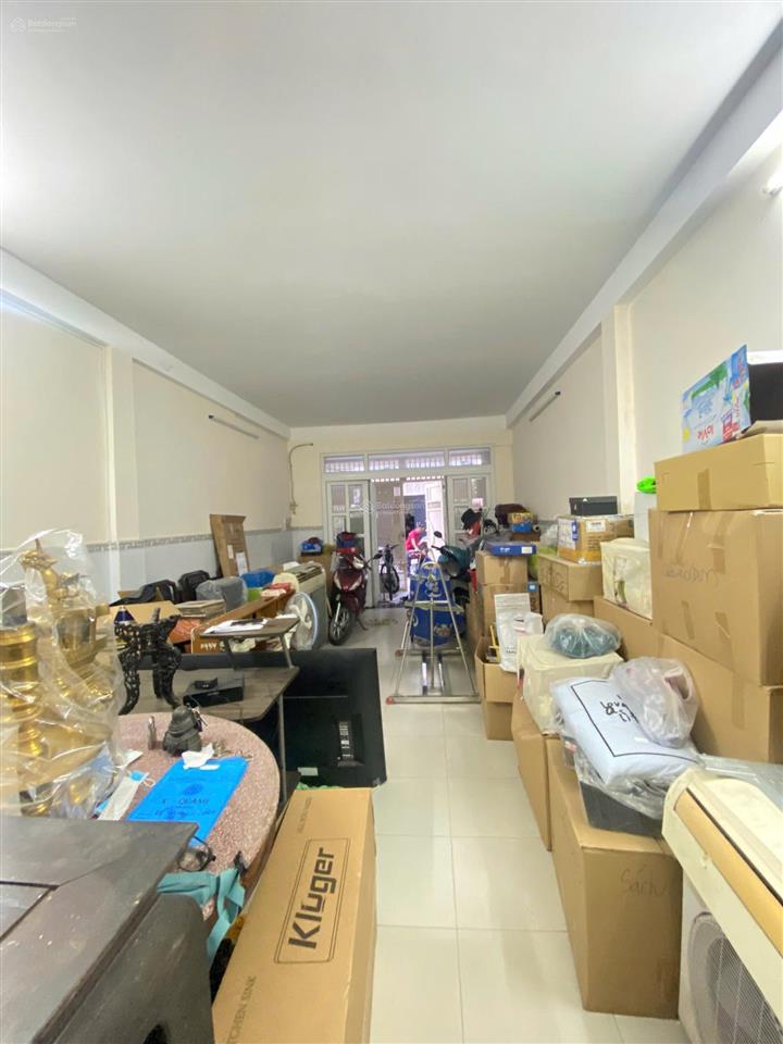 Sát lê đại hành!!! nhà 2 tấm đường 8m bình thới p11. dt (4x21)m giá 16 triệu/tháng
