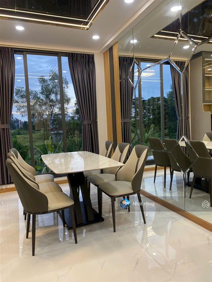 Bán nhà mặt phố 5x12.5m ngay hoàng quốc việt, 62m², 5pn, 5wc
