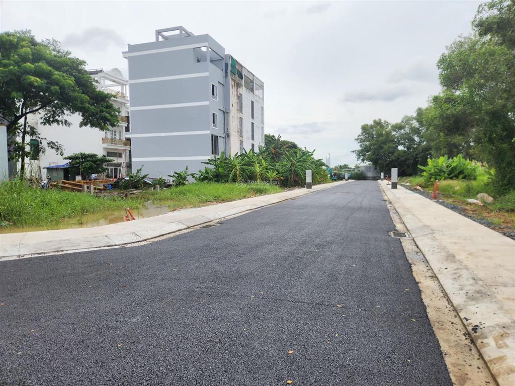 Bán đất 5x12.17m=61m2 kế hoàng quốc việt phú mỹ quận 7 gần pmh giá 7.18 tỷ