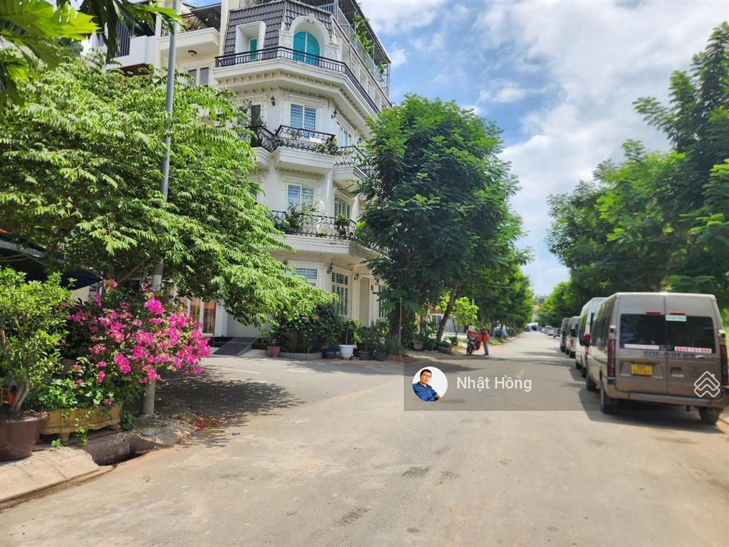 Bán đất 5x12m giá 7,55 tỷ đường nhựa 8m ngay gần phú mỹ hưng quận 7
