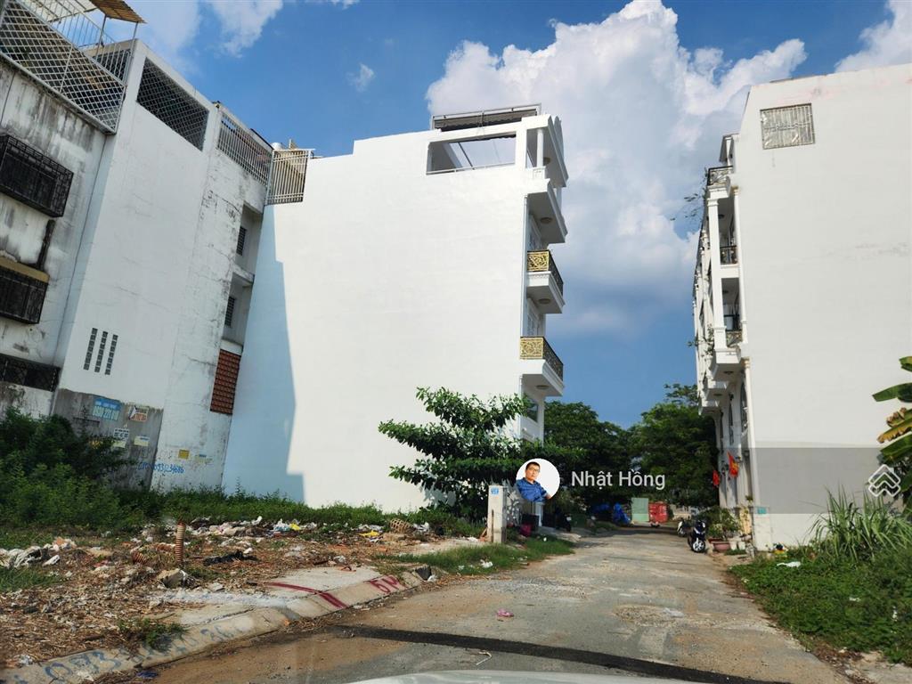Bán đất 5x12m giá 7,55 tỷ đường nhựa 8m ngay gần phú mỹ hưng quận 7