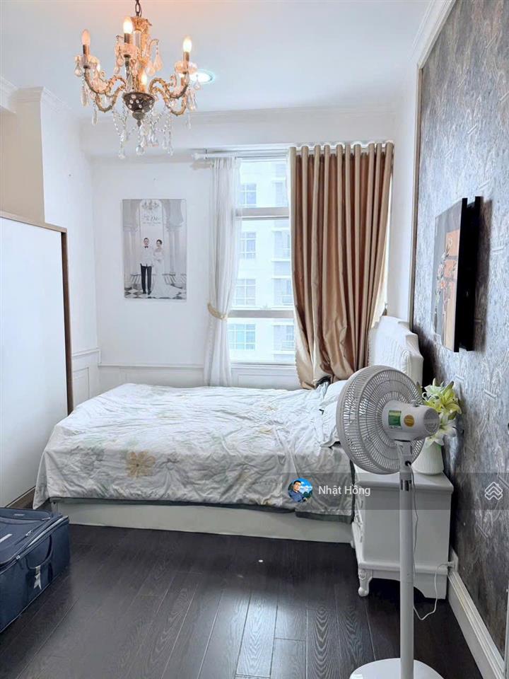 Gia đình cần bán căn góc 106m2, tại khu south towers, sunrise city, him lam quận 7 giá 7.5 tỷ