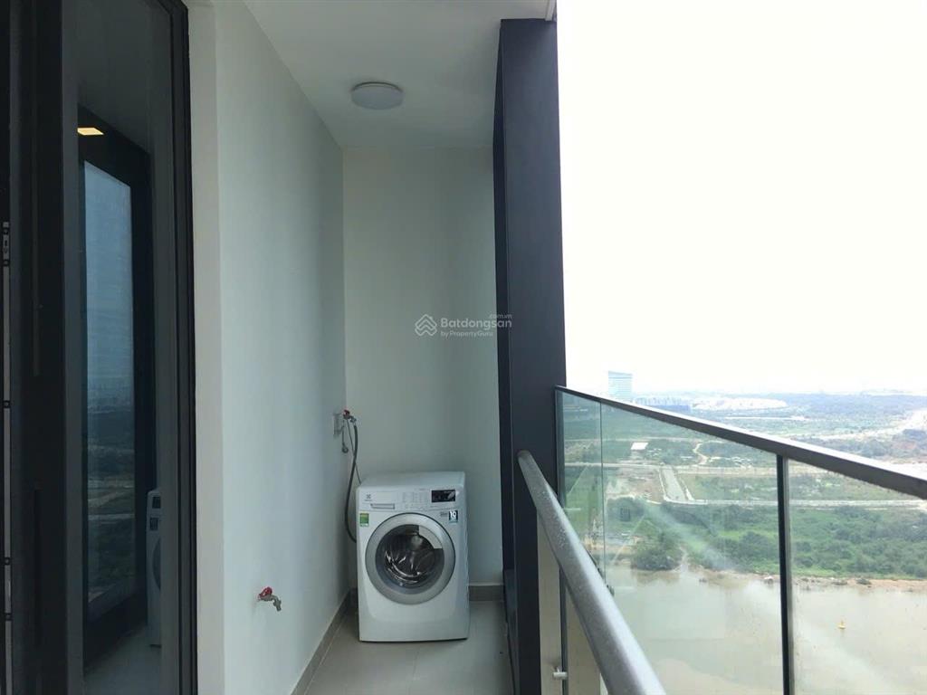 Bán căn hộ 2 phòng ngủ tại vinhomes golden river, căn góc với giá chỉ 12 tỷ, căn sở hữu lâu dài