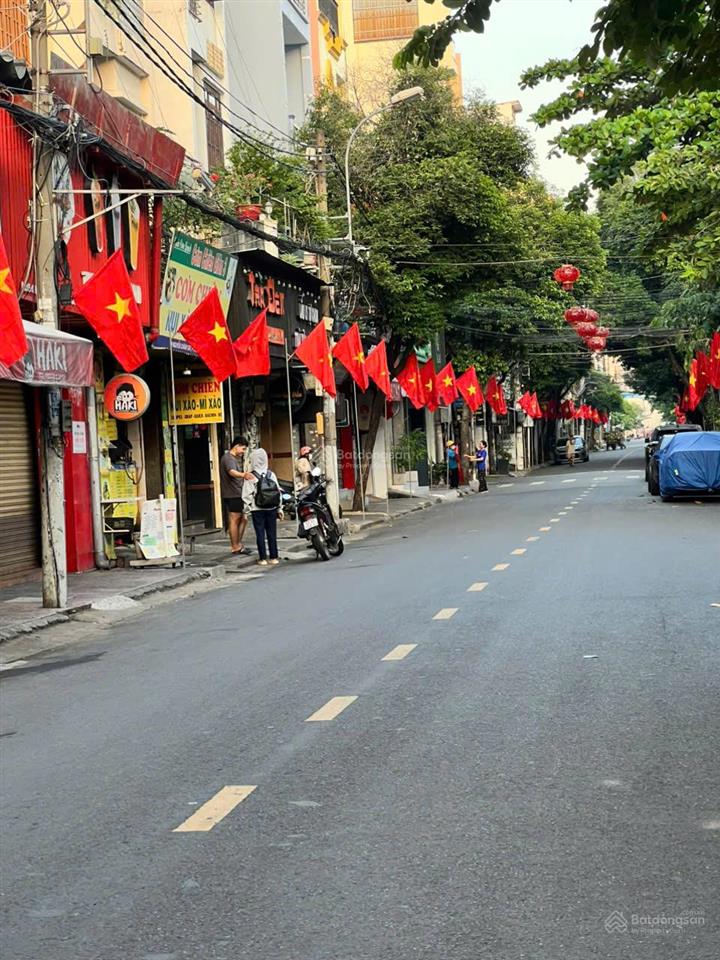 Bán căn shophouse chung cư carillon 3 mặt tiền hoàng hoa thám ngay khu sân bay.