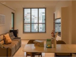 Icon 56, view bến nghé, 3pn 2wc nội thất cơ bản, (sổ hồng), bước bộ đến q1  0938 231 ***