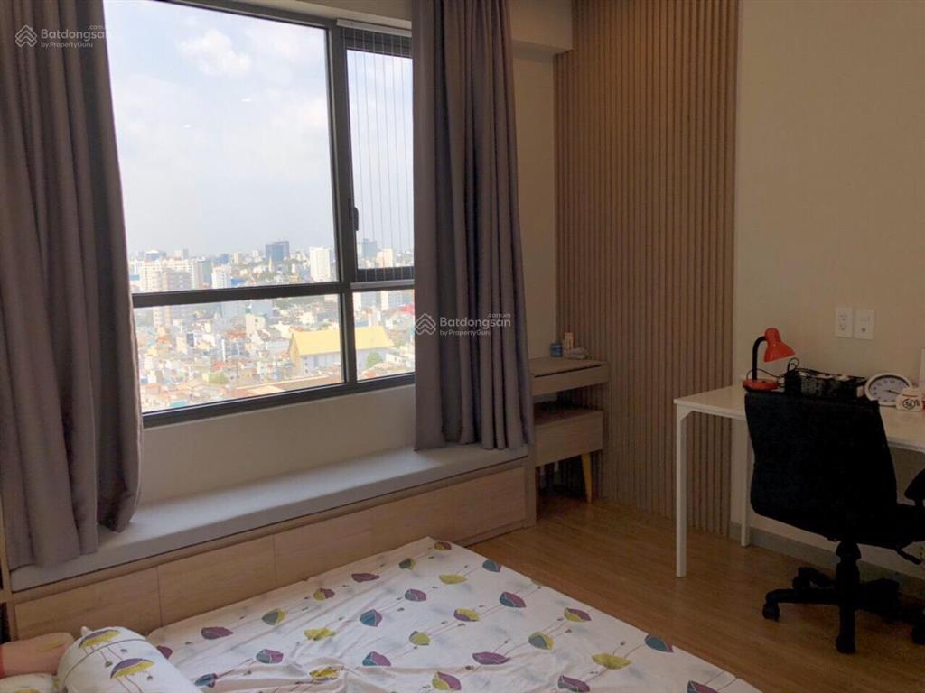 Bán gold view 2pn, tầng cao, view thoáng, mt bến vân đồn, giáp trung tâm,  0938 231 ***