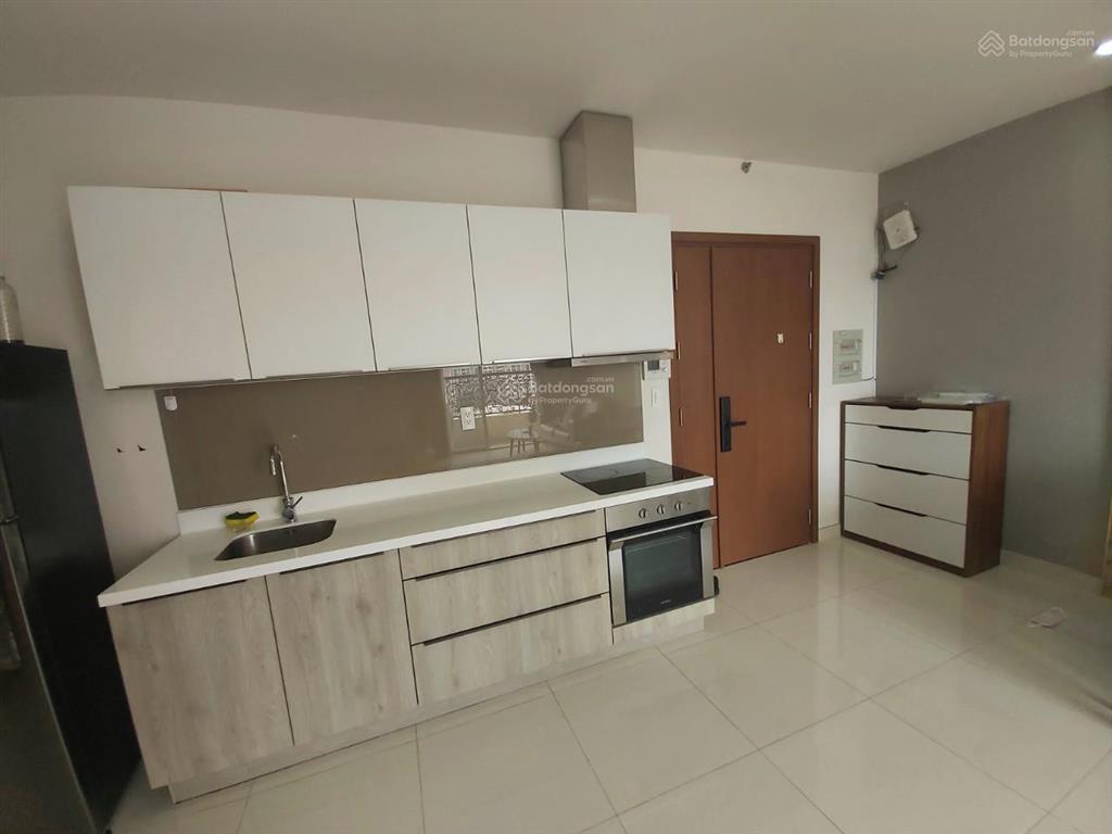 Căn hộ 2pn layout đẹp, cao, thoáng, 6 tỷ, mt bến vân đồn, 5 phút đến chợ bến thành. 0938 231 ***