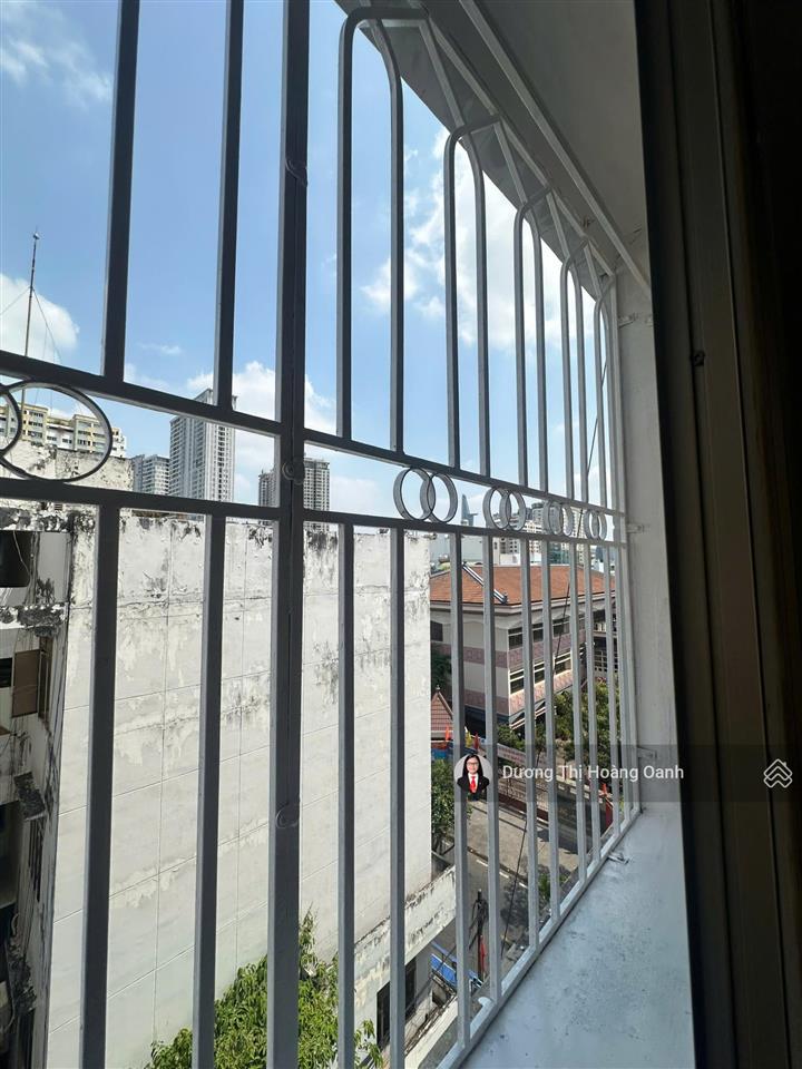 Sở hữu căn hộ sát quận 1, chỉ với 2 tỷ sổ hồng trao tay, 3 phút đến q1, vạn tiện ích dưới chân.