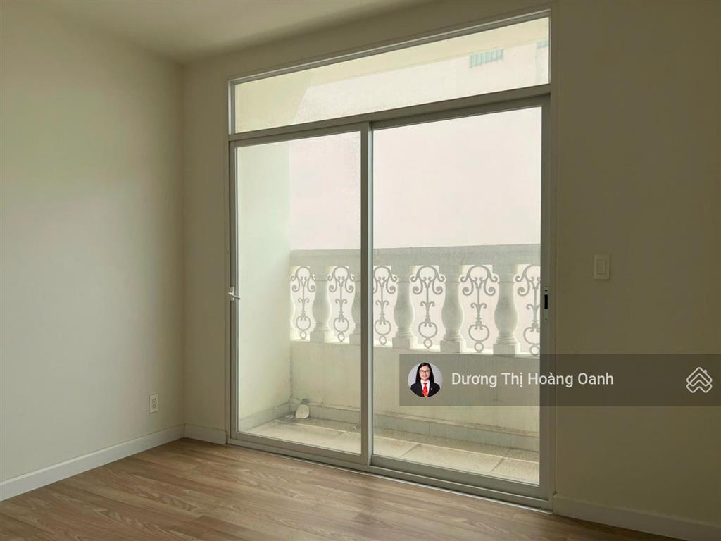 Bạn đang tìm diện tích lớn? 139m2 4pn, view bitexco, 7,8 tỷ (bao hết), mt bến vân đồn, 5p quận 1
