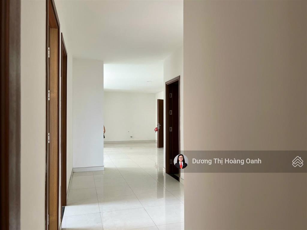 Bạn đang tìm diện tích lớn? 139m2 4pn, view bitexco, 7,8 tỷ (bao hết), mt bến vân đồn, 5p quận 1