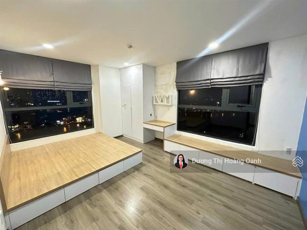 Tiết kiệm vài triệu mỗi tháng, view sông, góc, trung tâm, full nt, layout đẹp, cây xanh, ở ngay