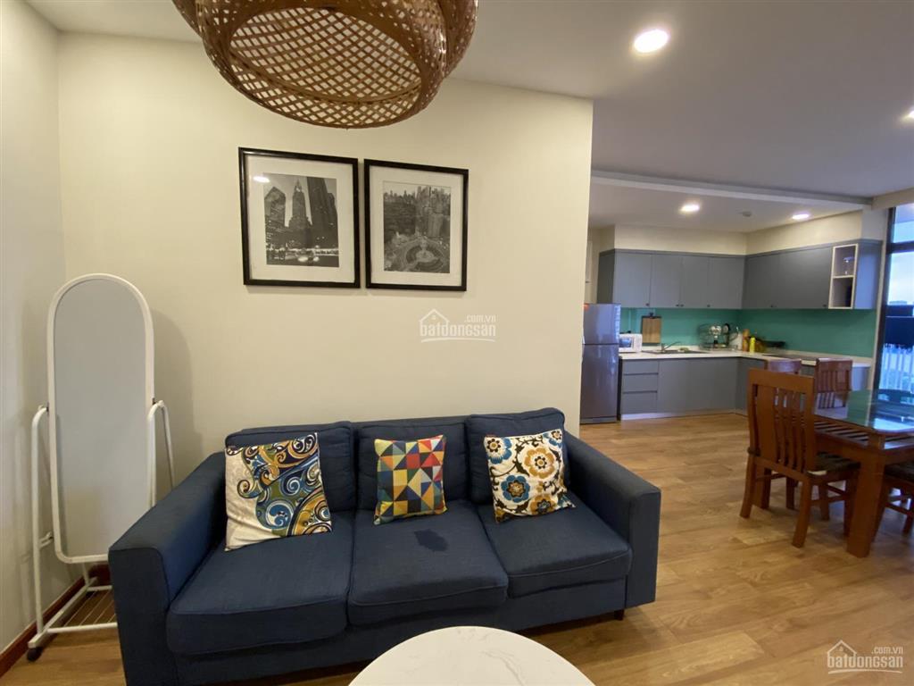 Cần tiền, bán gấp 2pn ch góc 2 mặt view sông, 82m2 2pn 2wc, 2 balcony, 6,5 tỷ (sổ hồng) 0938 231 ***