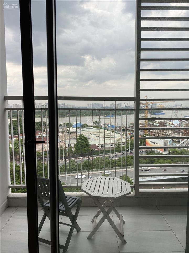 Cần tiền, bán gấp 2pn ch góc 2 mặt view sông, 82m2 2pn 2wc, 2 balcony, 6,5 tỷ (sổ hồng) 0938 231 ***