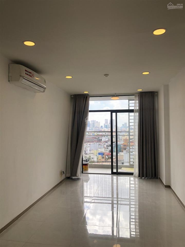 Từ 5,7 tỷ 2pn, rộng, ven sông sài gòn, nguyễn tất thành, xách vali ở ngay,  0938 231 ***