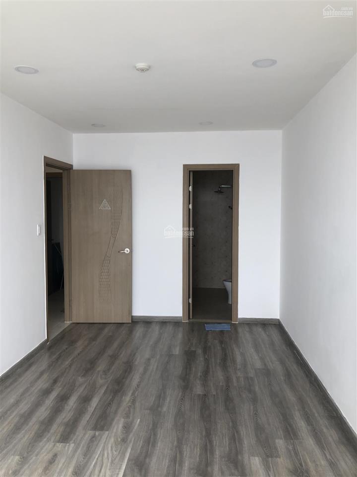Từ 5,7 tỷ 2pn, rộng, ven sông sài gòn, nguyễn tất thành, xách vali ở ngay,  0938 231 ***